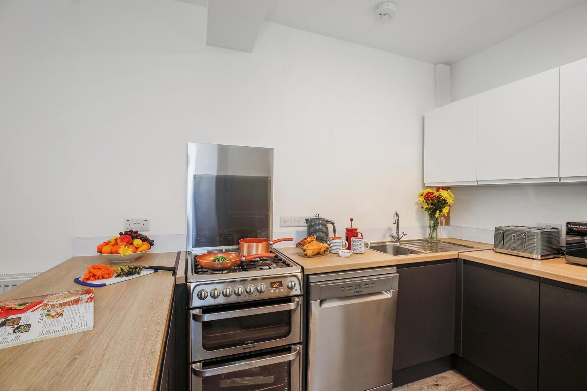 Tyme Suites On Kingsway Cleethorpes Bagian luar foto