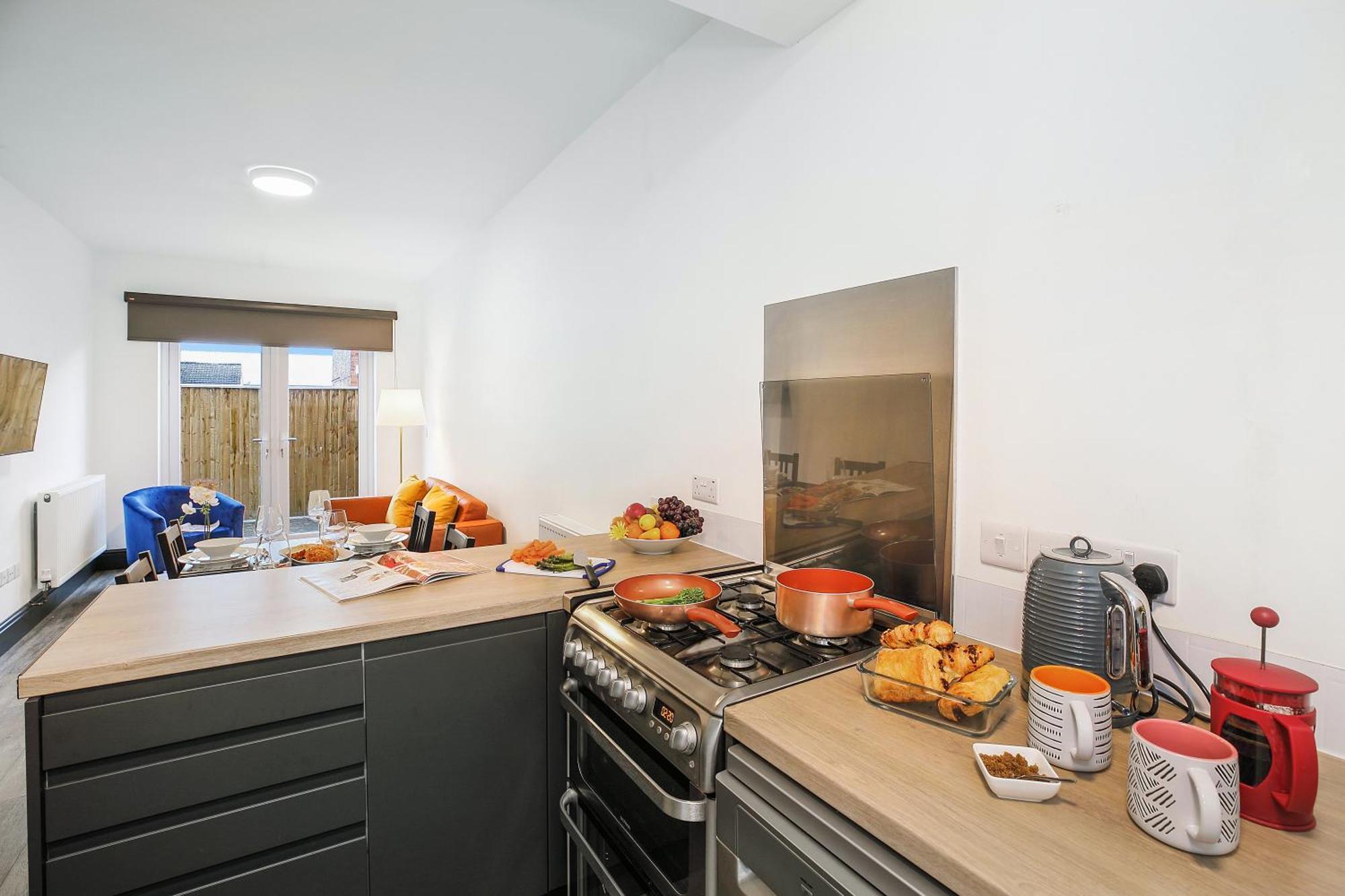 Tyme Suites On Kingsway Cleethorpes Bagian luar foto